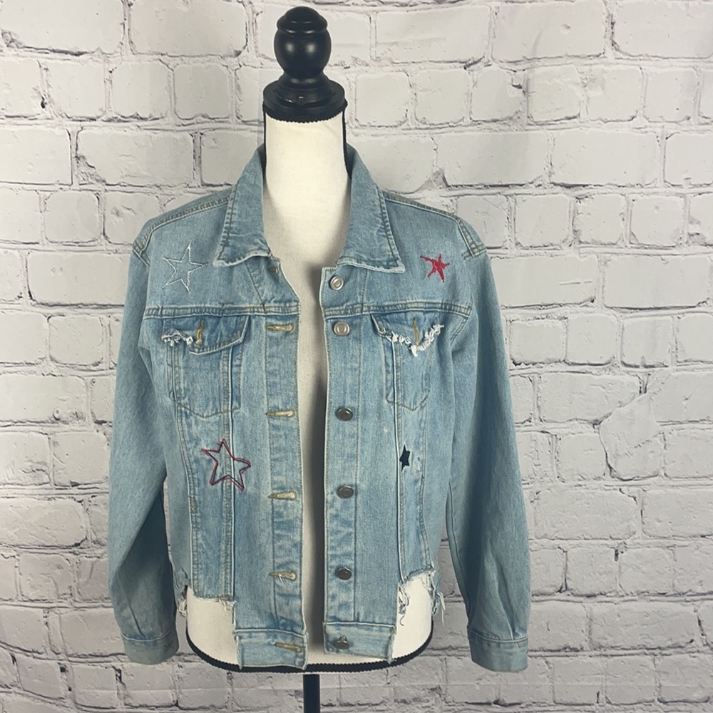 NWOT Honeybum Embroidered Distressed Rigid Step Front Jean Jacket Sz S
